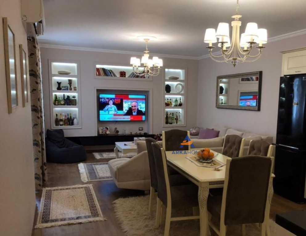 SHITET APARTAMENT 2+1+BALLKON "FRESKU" 155.000 EURO.