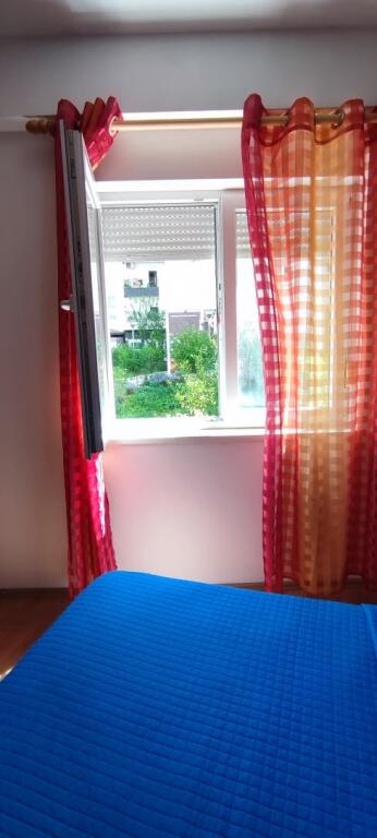 Jepet Me Qera Apartament 1+1+1 Ballkon
