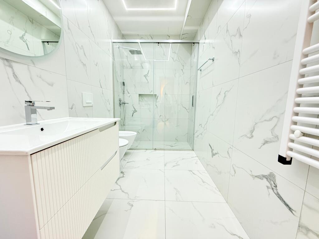 Apartament luksoz me qira 2+1+2 + verandë – Kodra e Diellit 2