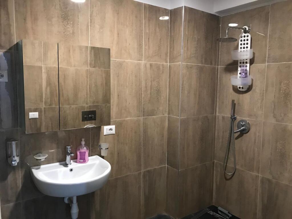 JEPET APARTAMENT 2+1+2 NE XHAMLLIK , RESIDENCA ZIRKON