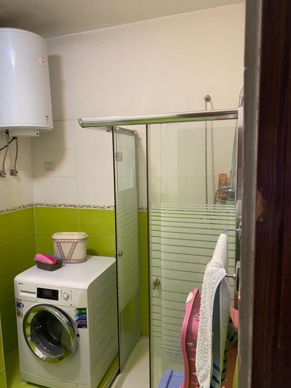 Jepet Me Qera Apartament 2+2 Tualete +1 Ballkon