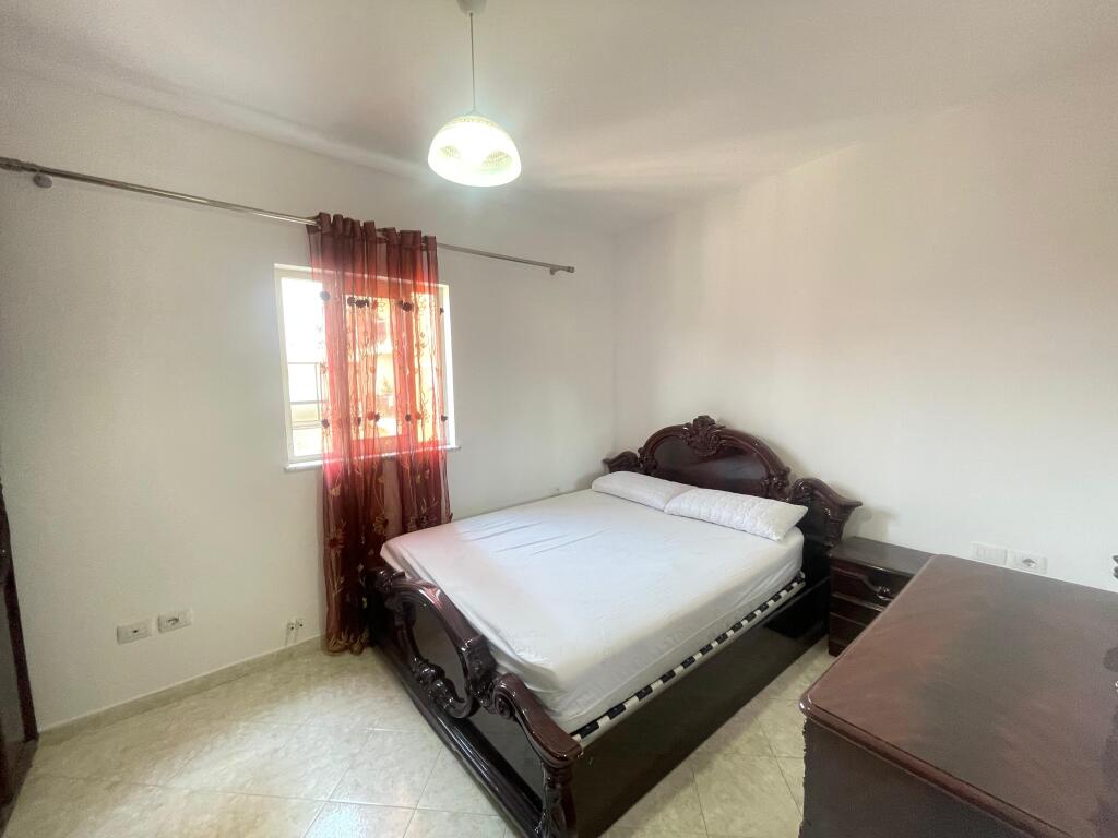 SHITET APARTAMENT 2+1 TE ISH FUSHA AVIACIONIT