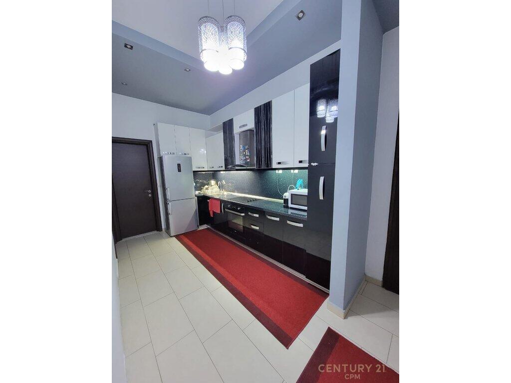 Jepet apartament 2+1 me Qira ne Astir