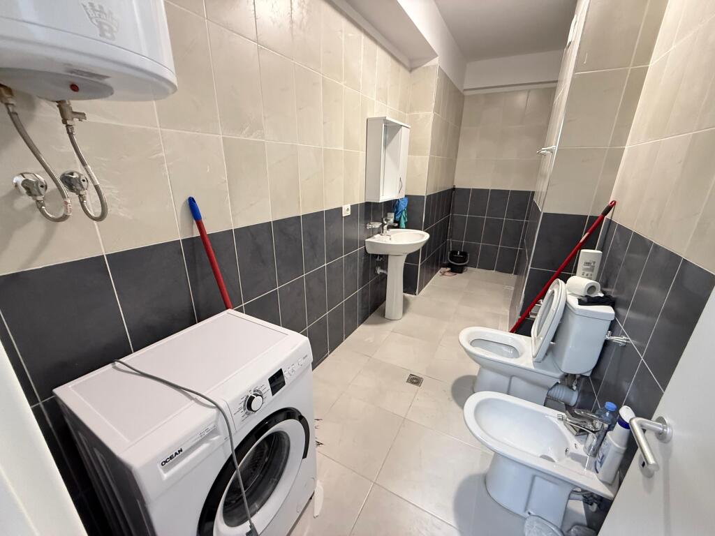 📢 Affittasi – Appartamento 1+1 📍 Via Ndre Mjeda, vicino al Parco – complesso star Prezzo: 500 €/mese  📱