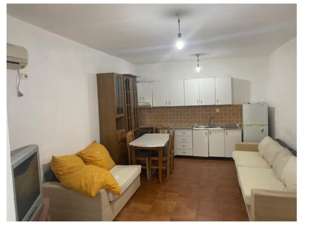 🏡 House 2+1 for Rent at the beginning of New Boulevard, Tirana