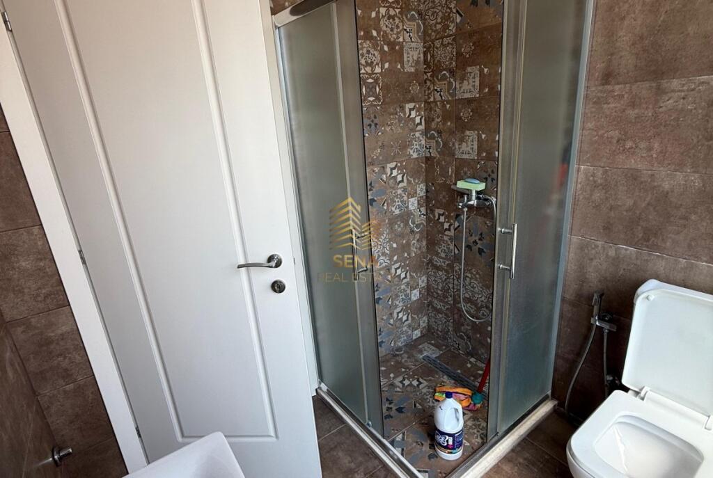 Qira, Apartament 1+1+blk, Kinostudio, 400 ALL/muaj
