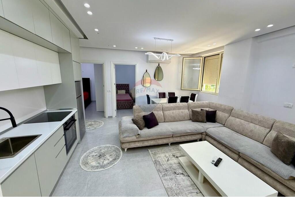 Super Apartament 2+1 per qira ne Shkoze !