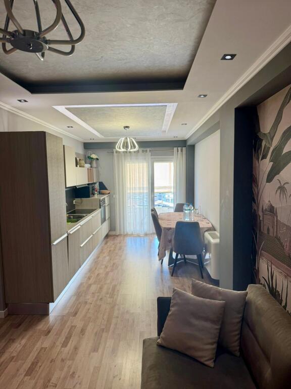 Jepet apartament 2+1 me qira prane qendres, Durres!