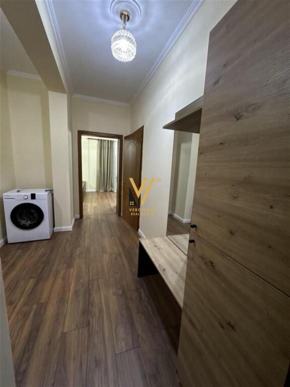 JEPET APARTAMENT 2+1+BLK ME QERA TE KODRA E PRIFTIT 600 EURO