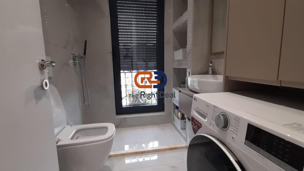 At Zogu I Pare Boulevard, Super Apartment 1+1 for Rent, Invested !!