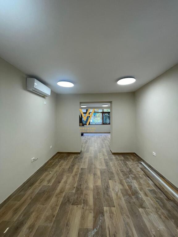 OFFICE 109 M2 FOR RENT AT MARGARITA TUTULANI 1,200 EURO