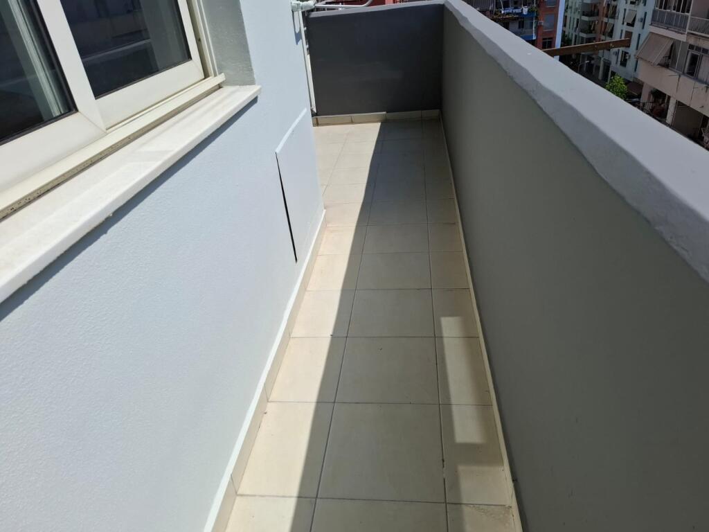 Jepet Me Qera Apartament 2+1+1 Ballkon