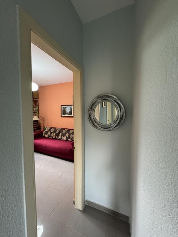 Apartament 2+1- Me Qera - Perballe Kompleksit Delijorgji- Globe- Tirane
