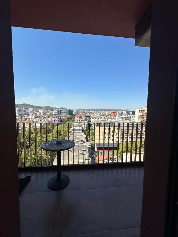 Apartament me qira 1+1 – Garden Building, Rruga e Kavajes