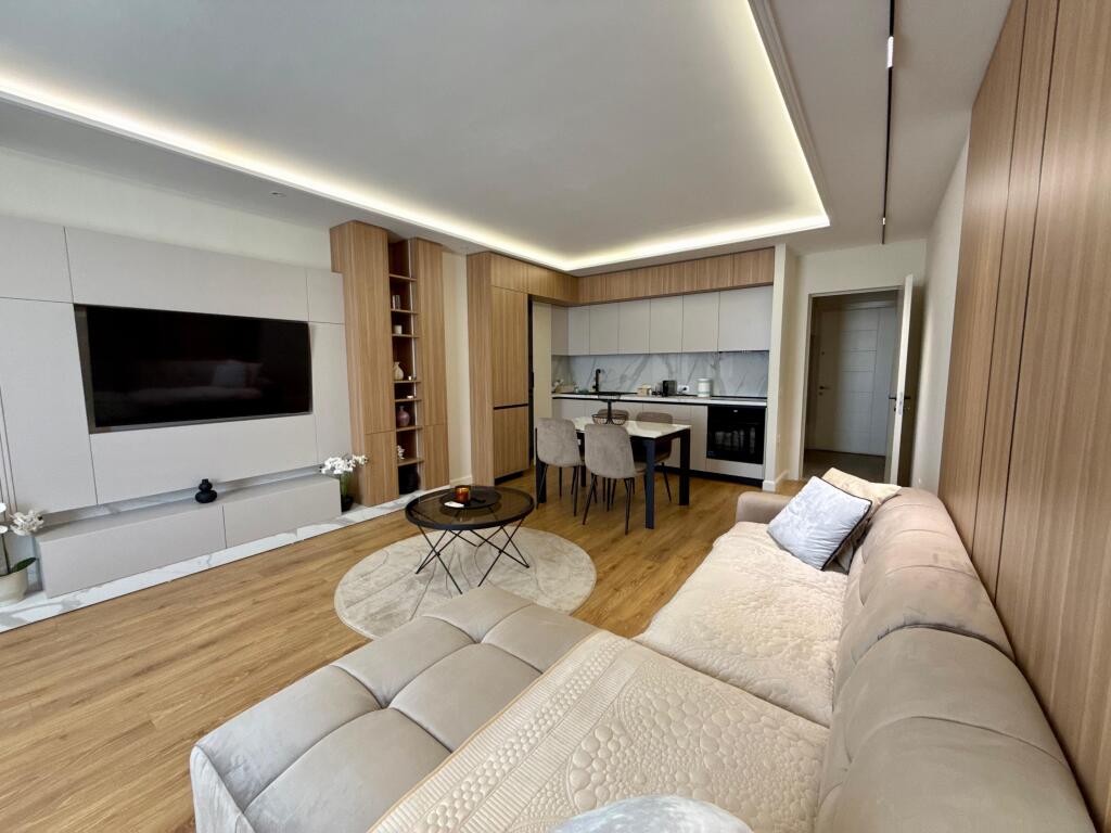 Luxury 1+1 apartment for rent on Kavaja street near the Center
