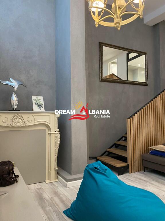 Jepet me qera duplex tek rruga e Kavajes prane Xhamise Dine Hoxha (ID 42214939)