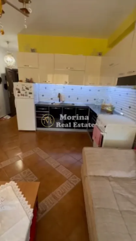 Qera, Apartament, 1+1 ,Astir , 430 euro/muaj