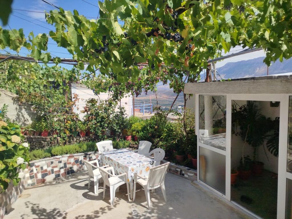 🏨 Hotel for sale in the Cfakë neighborhood, Gjirokastër