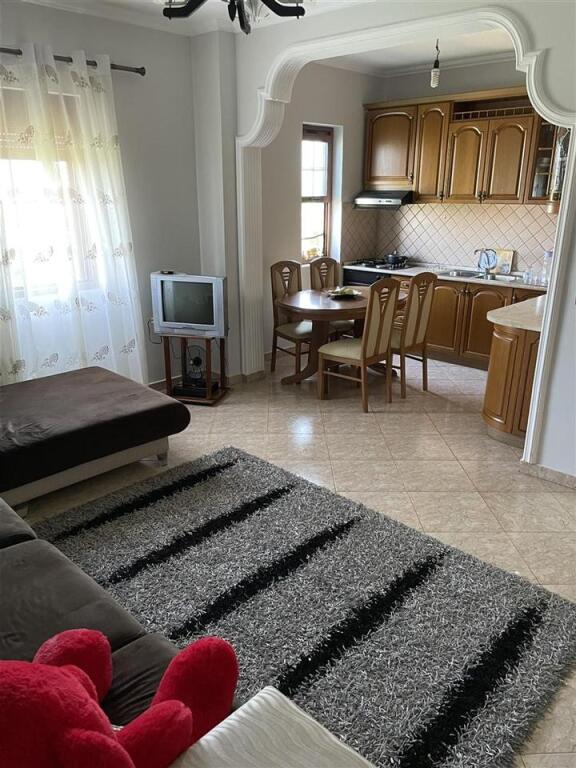 FOR RENT 2+1+1 LAPRAKE  40,000 LEKE