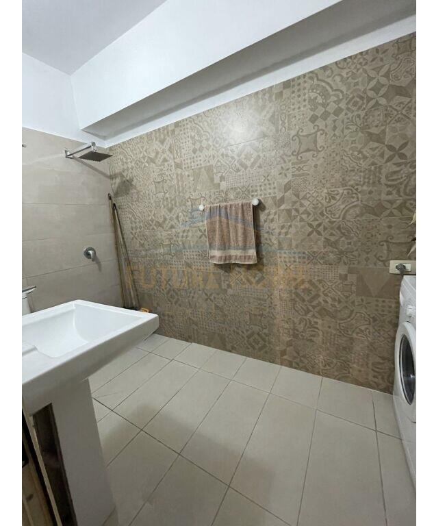 Apartament 2+1- Me Qera - Perballe Kompleksit Delijorgji- Globe- Tirane
