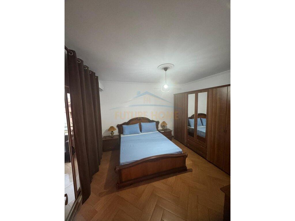 Qera, Apartament 2+1, Rruga e Barrikadave
