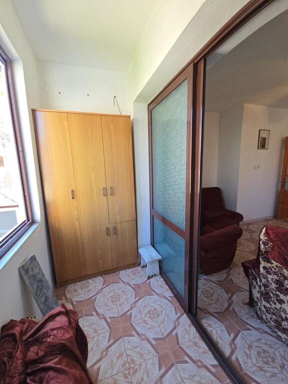 SHITET APARTAMENT 2+1 PRANE LAGJES 5 DURRES