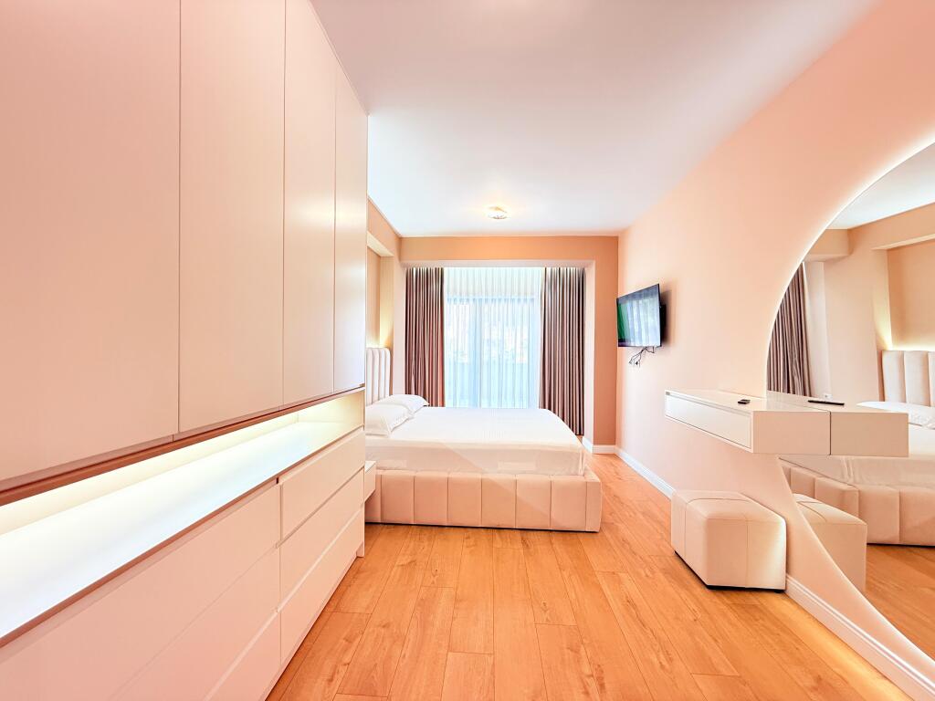 Apartament luksoz me qira 2+1+2 + verandë – Kodra e Diellit 2
