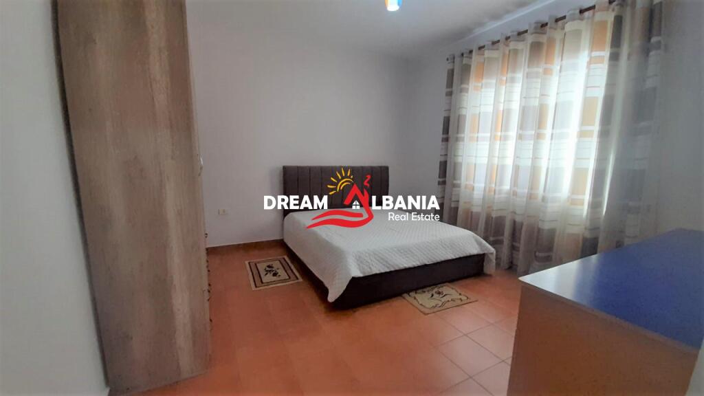 Casa privata in affitto, superficie 100 m², 2 piani