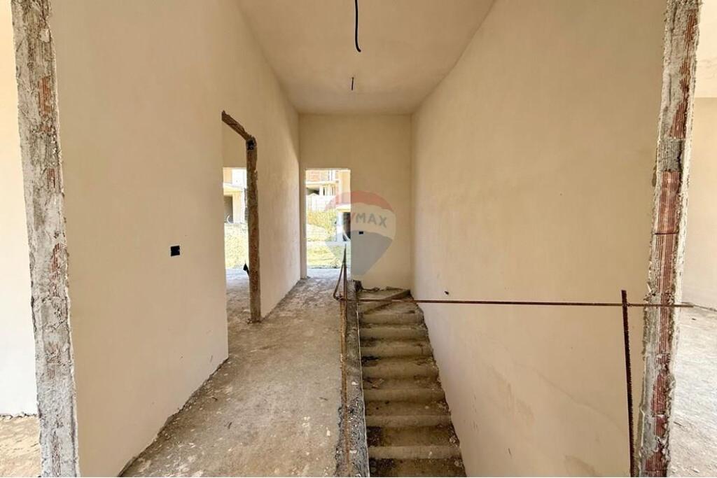 Individual villas for sale, near TEG!