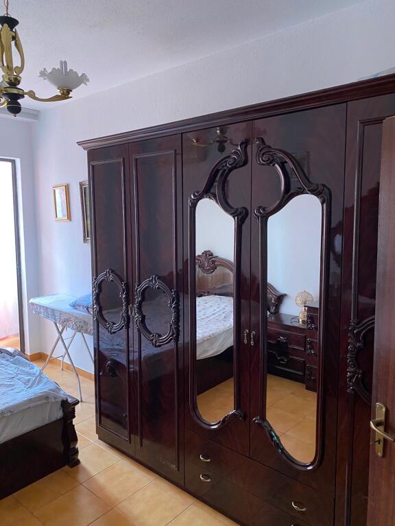 Jepet Me Qera Apartament 2+2 Tualete +1 Ballkon