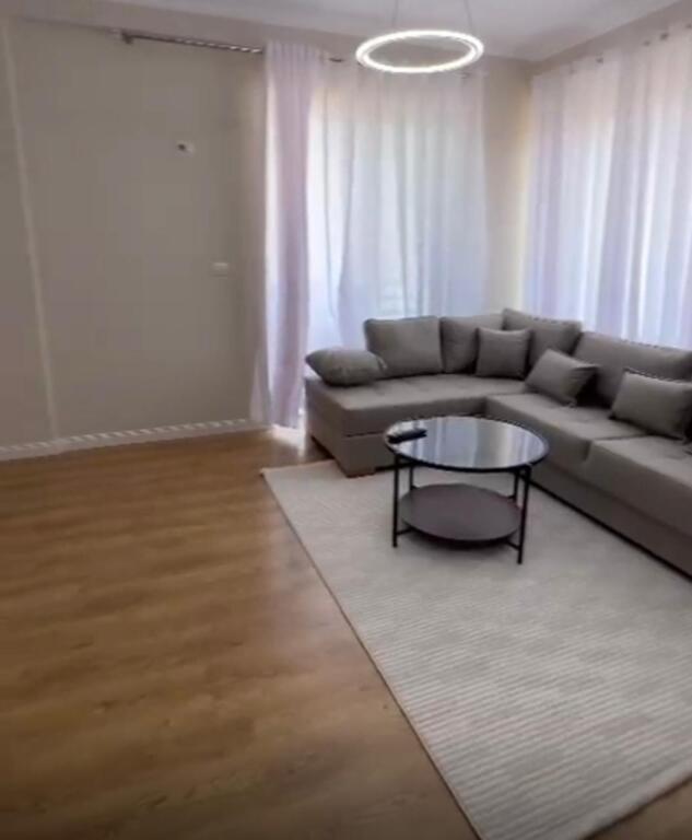 Apartament 2+1 per shitje ne Astir