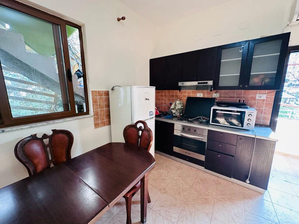In Affitto Appartamento 1+1+1 Balcone