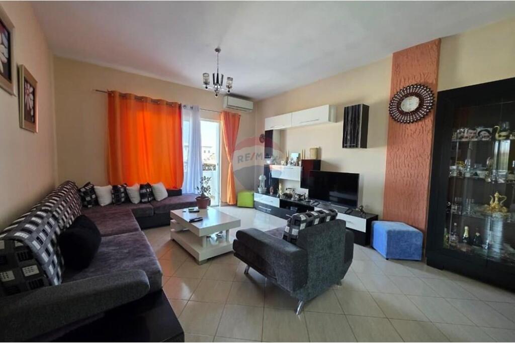 APARTAMENT 2+1 PER SHITJE TE KODRA E PRIFTIT!12