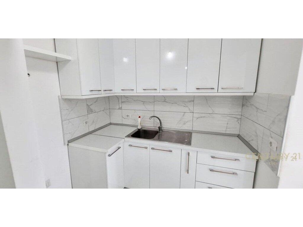Jepet me Qira Apartament 2+1 bosh, ne Allias