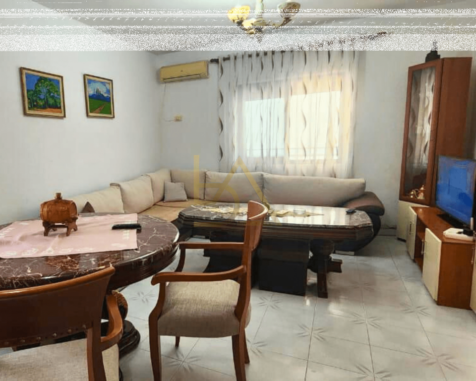 Shitet Shtëpi Private në Durrës