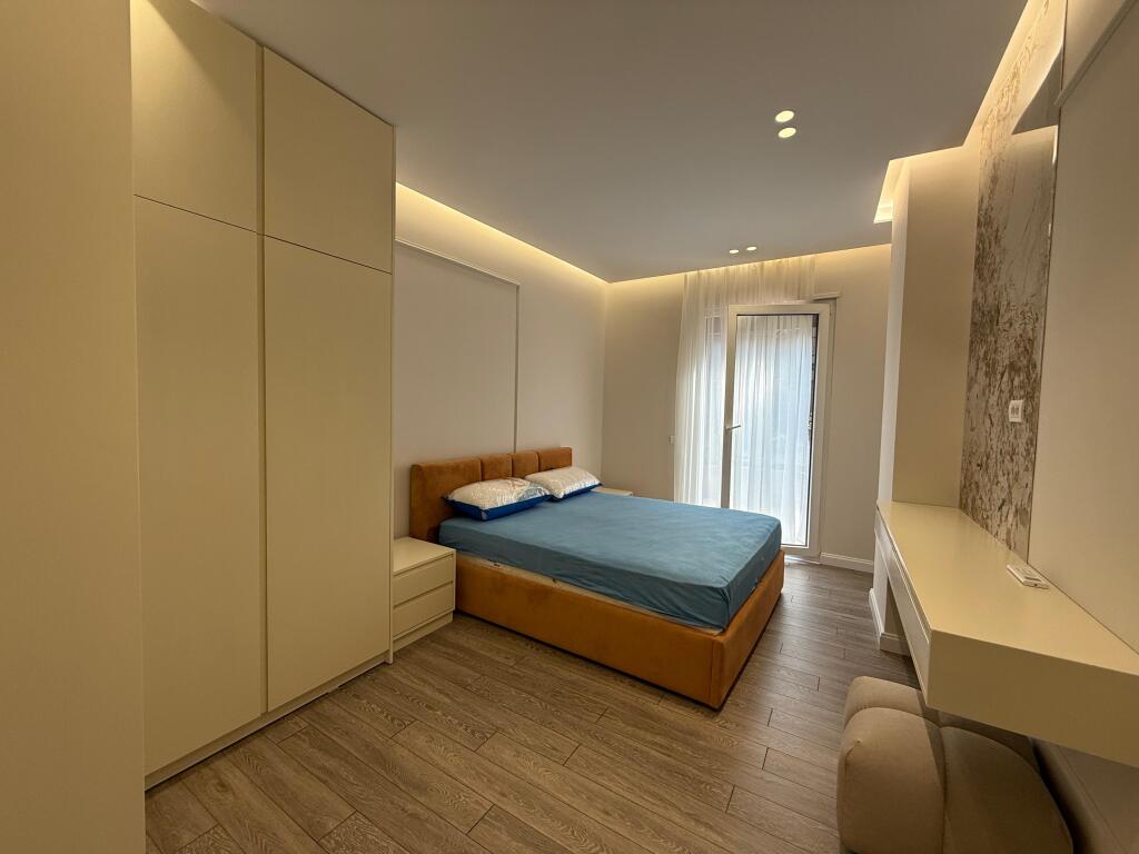 Apartament 2+1 me qera prane TEG