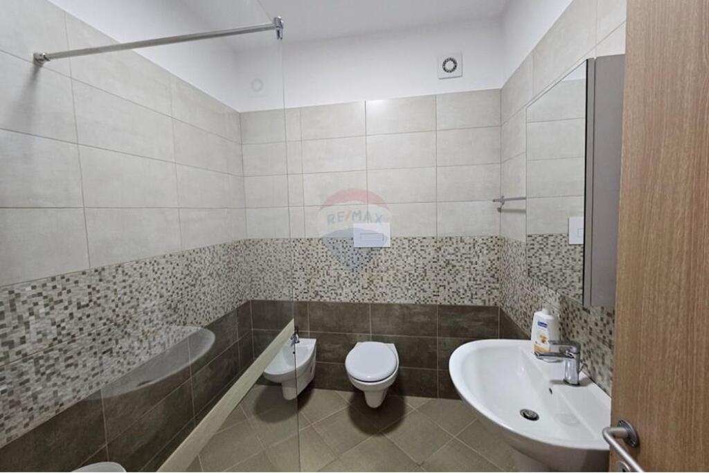 Apartament 2+1 per qira tek Rruga e Dibres!