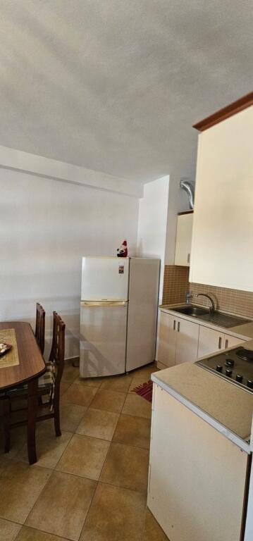 🏖️ SHITET APARTAMENT 1+1 – PLAZH, Durrës