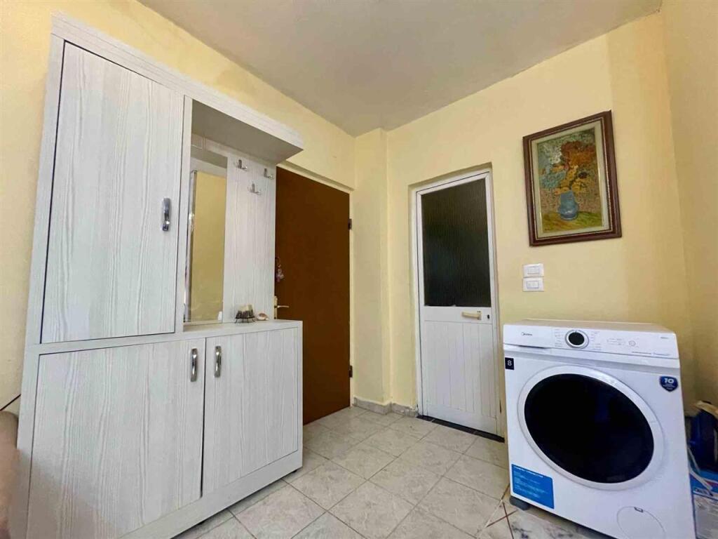 Okazion!! Apartament 1+1 ne shitje tek Fusha e Aviacionit (105,000 Euro)