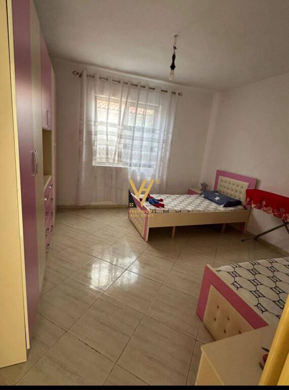 SHITET SHTEPI PRIVATE 2+1+OBORR NE FUSHE KRUJE 80.000 EURO