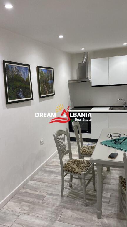 Jepet me qera duplex tek rruga e Kavajes prane Xhamise Dine Hoxha (ID 42214939)