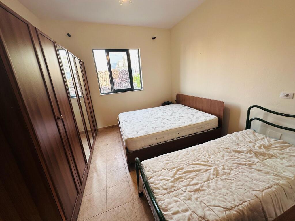 In Affitto Appartamento 1+1+1 Balcone