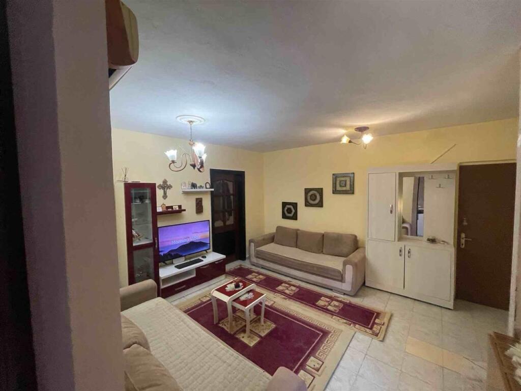 Okazion!! Apartament 1+1 ne shitje tek Fusha e Aviacionit (105,000 Euro)