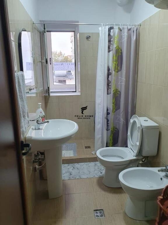 APARTAMENT ME QERA 2+1 RRUGA DURRESIT 600 EURO