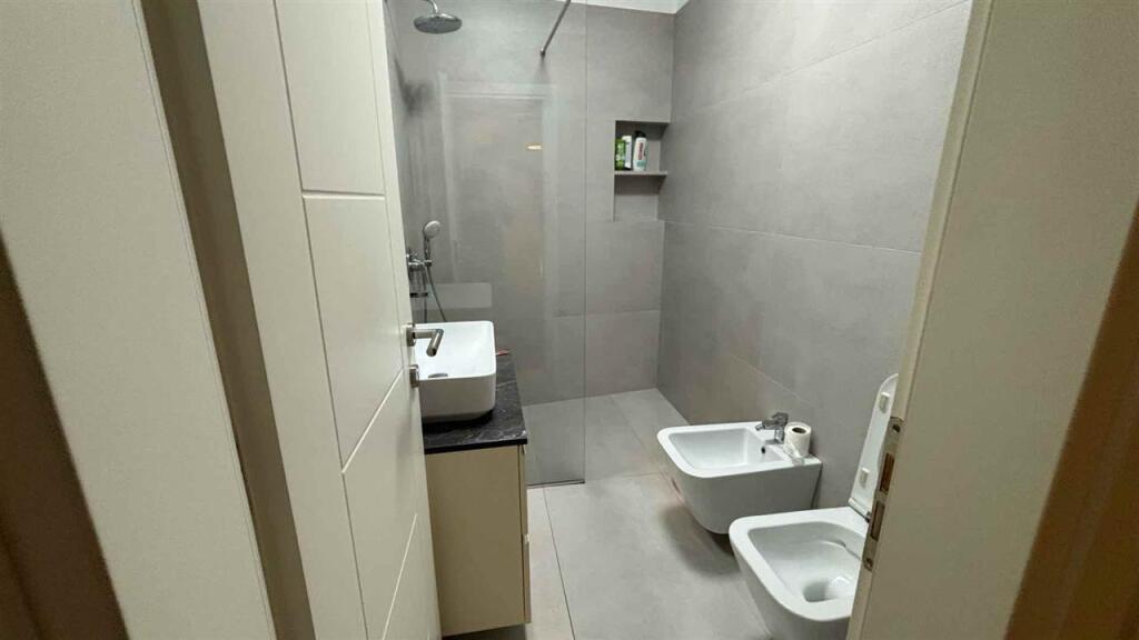 FOR RENT 2+1+1 5 MAY STREET 65,000 LEKE
