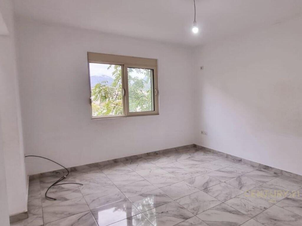 Jepet me Qira Apartament 2+1 bosh, ne Allias