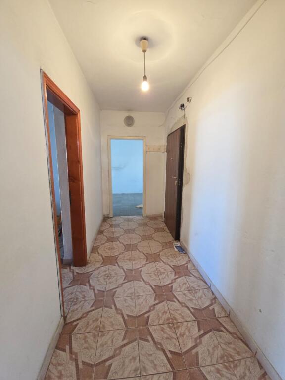 SHITET APARTAMENT 2+1 PRANE LAGJES 5 DURRES