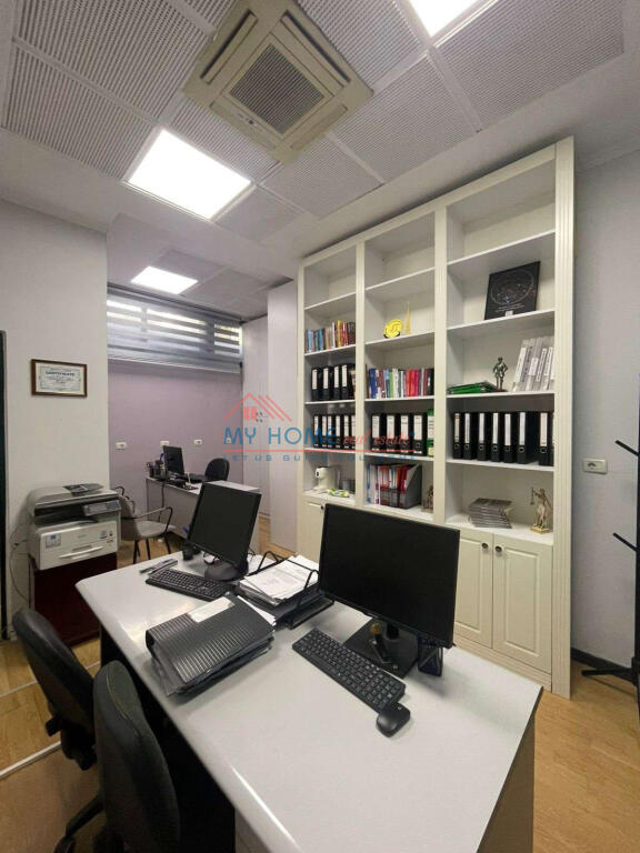 Office for Rent at the Former Exhibition in Tirana