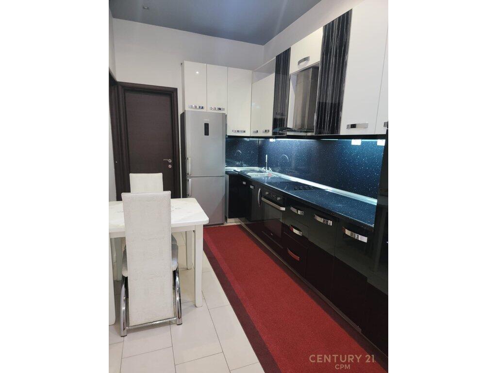 Jepet apartament 2+1 me Qira ne Astir
