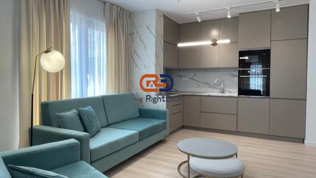 At Zogu I Pare Boulevard, Super Apartment 1+1 for Rent, Invested !!